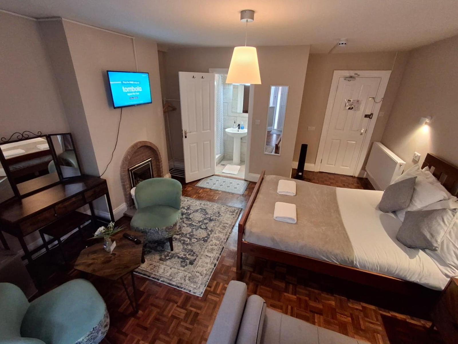Inn By The Sea, Portsmouth - En Suite Rooms With Sea View Possible, Parking Ev 22Kw Exterior photo
